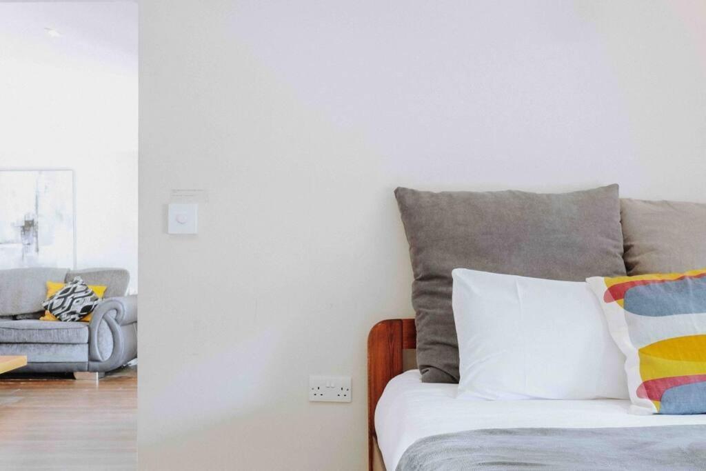 Smart-Home In Original Victorian Building Bristol Exterior photo