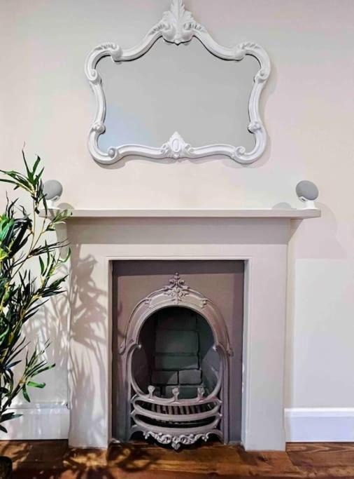 Smart-Home In Original Victorian Building Bristol Exterior photo
