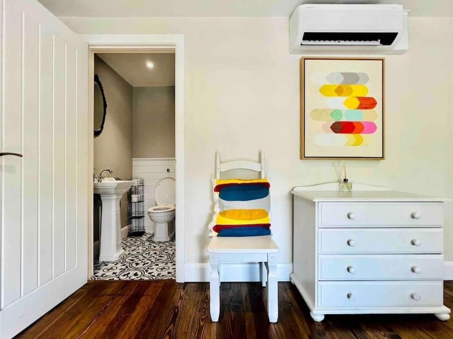 Smart-Home In Original Victorian Building Bristol Exterior photo