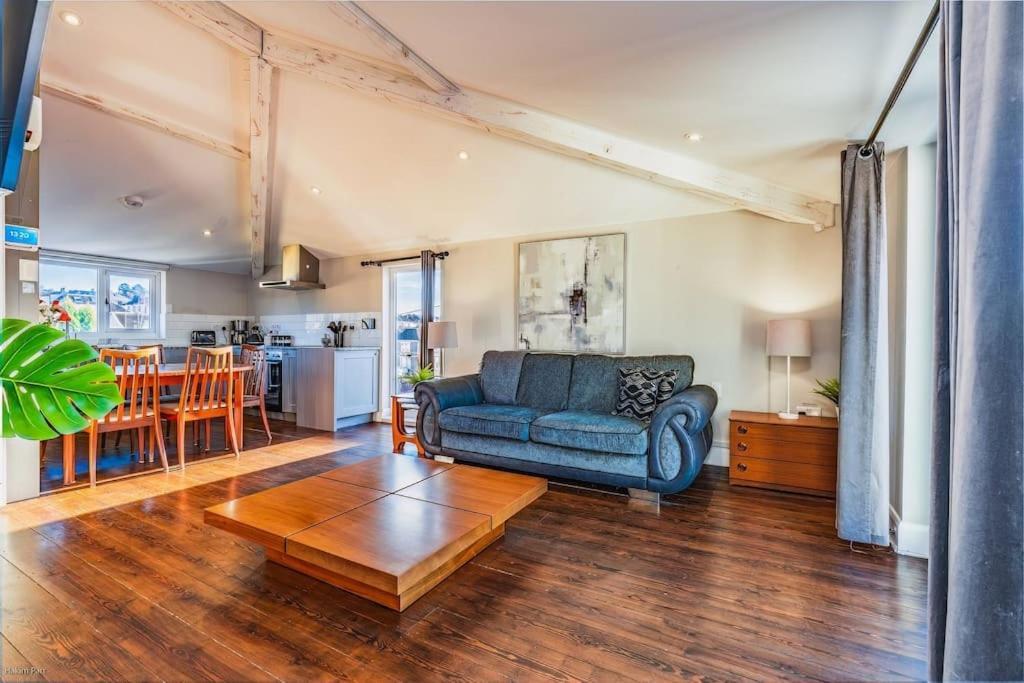 Smart-Home In Original Victorian Building Bristol Exterior photo